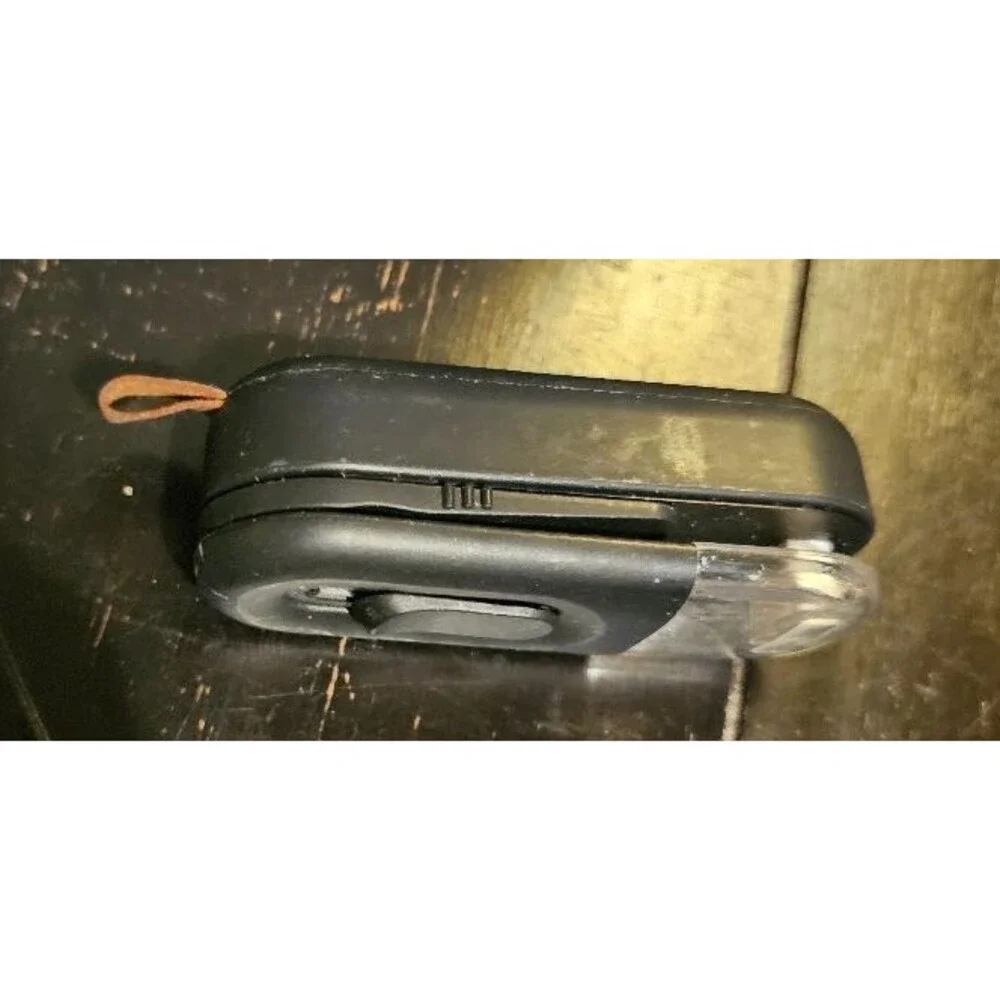 Mini Bag Sealer Rechargeable Vacuum Bag 2 In 1 Sealing Machine with Cutter Black